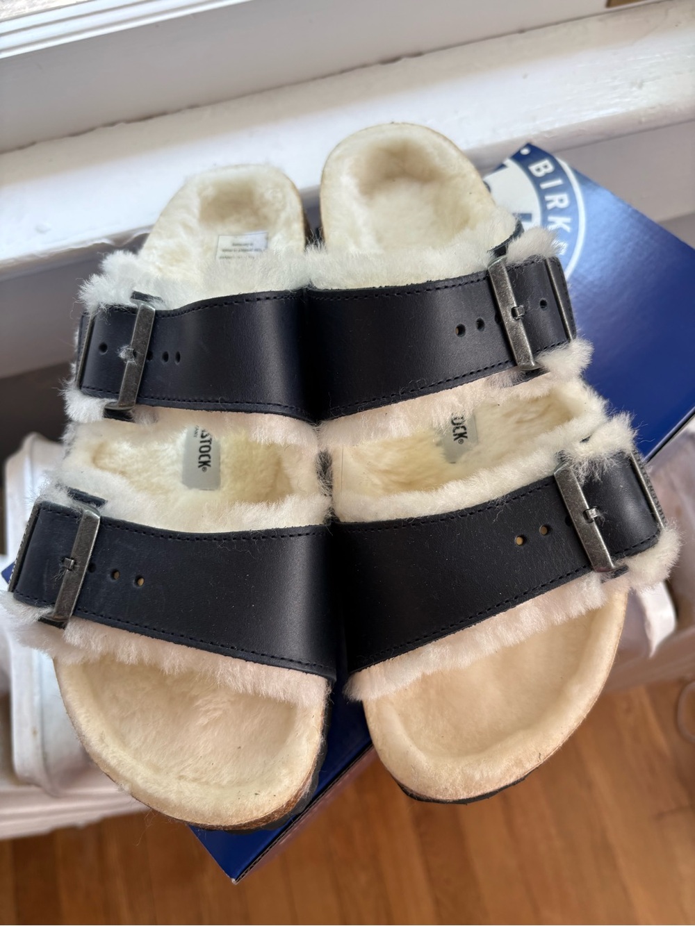 Birkenstock Arizona Shearling in Navy. NWT - Picture 9 of 9